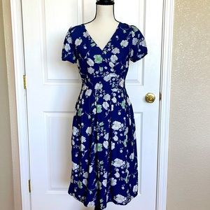 Timeless Blue and White Floral Midi Dress Size 8